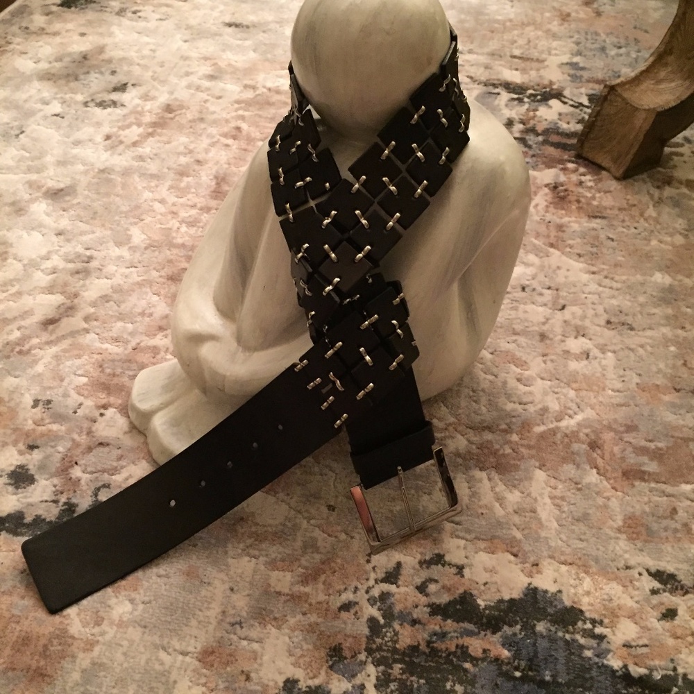 DANIER BLACK LEATHER BELT - Picture 2 of 7